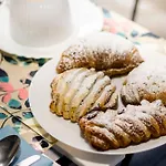 Victoria Bed and breakfast 3*