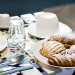 Victoria Bed and breakfast 3*